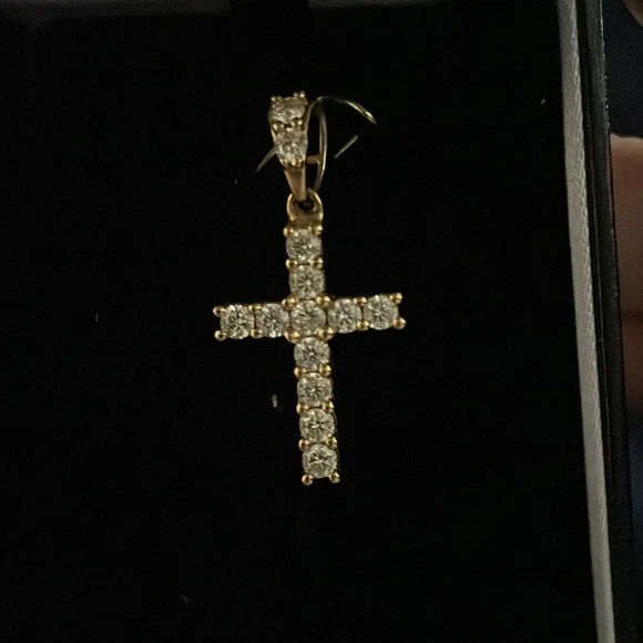 Diamond cross pendent 10k gold vs1 quality diamonds - Picture 1 of 5